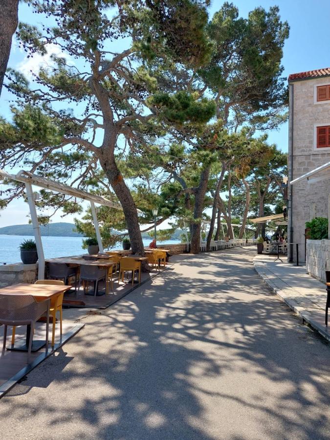 Apartment Pomirenja Korčula Eksteriør bilde